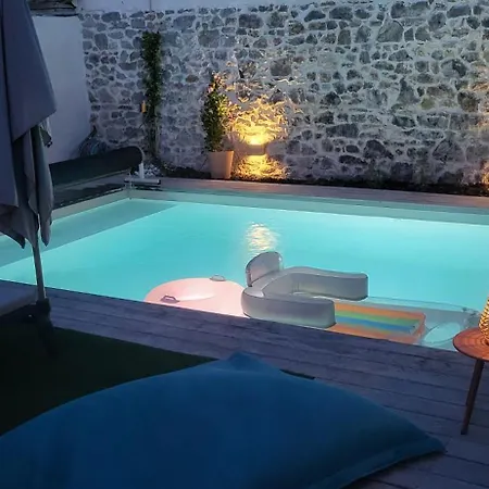 Maison Familiale Avec Piscine Privee Proche Du Littoral アパート